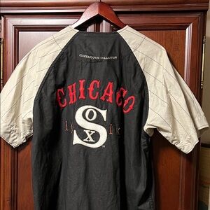 Like New Mirage 1st String Chicago White Sox Black, White & Red Baseball Jersey!